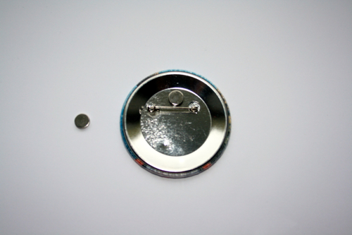 Buttons mit Magnetverschluss